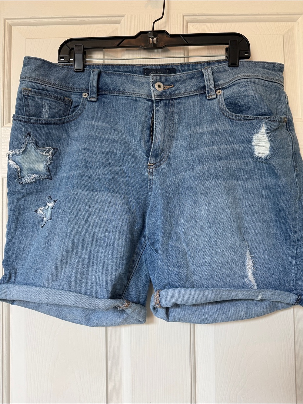 RARE! Lucky Legend Series Light Blue Distressed Star Patch Denim Shorts